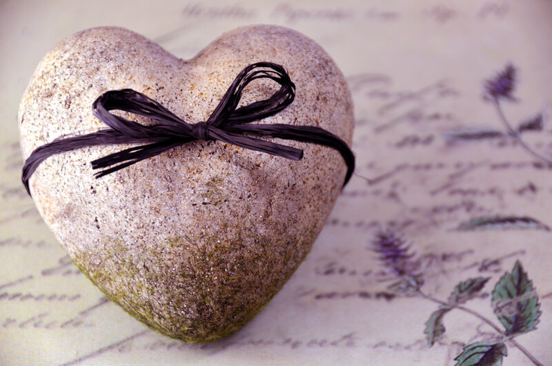 Heart-shaped Stone with Ribbon — Beige