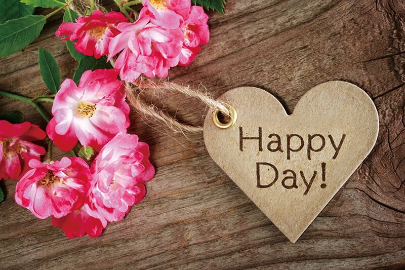 Heart-shaped Tag with Flowers — Pink