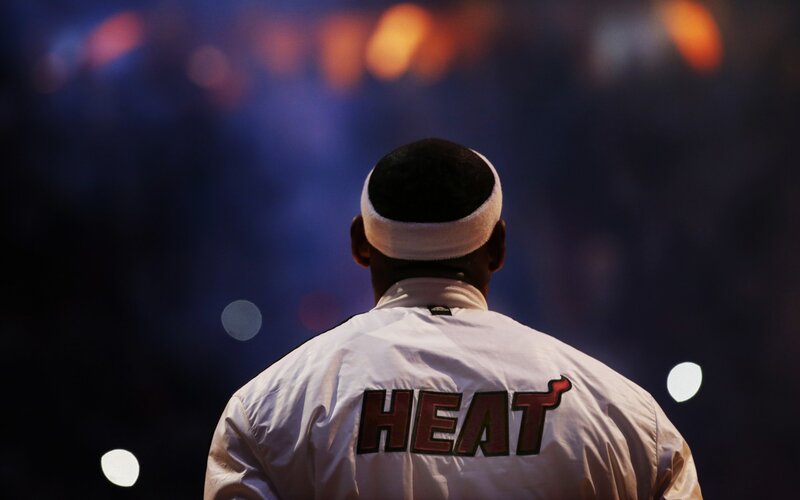 Heat player from behind