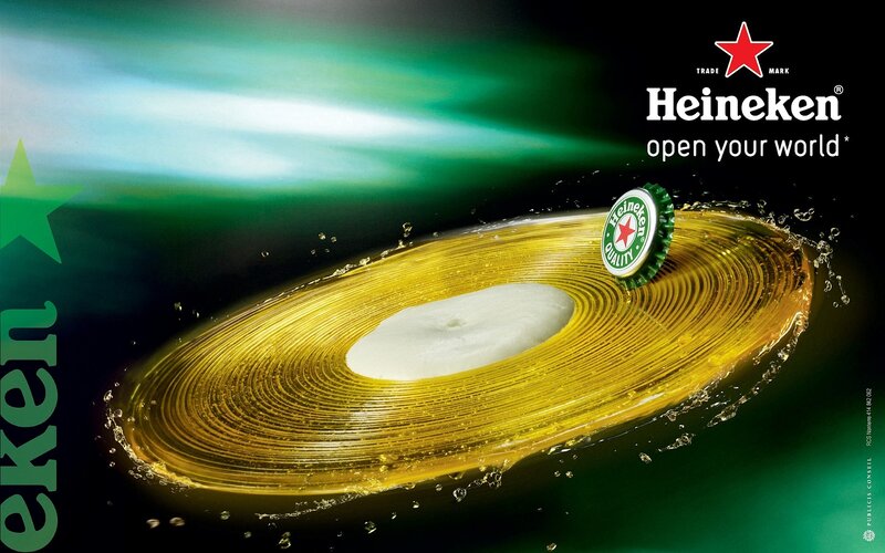 Heineken Bottle Cap — Green, Dramatic