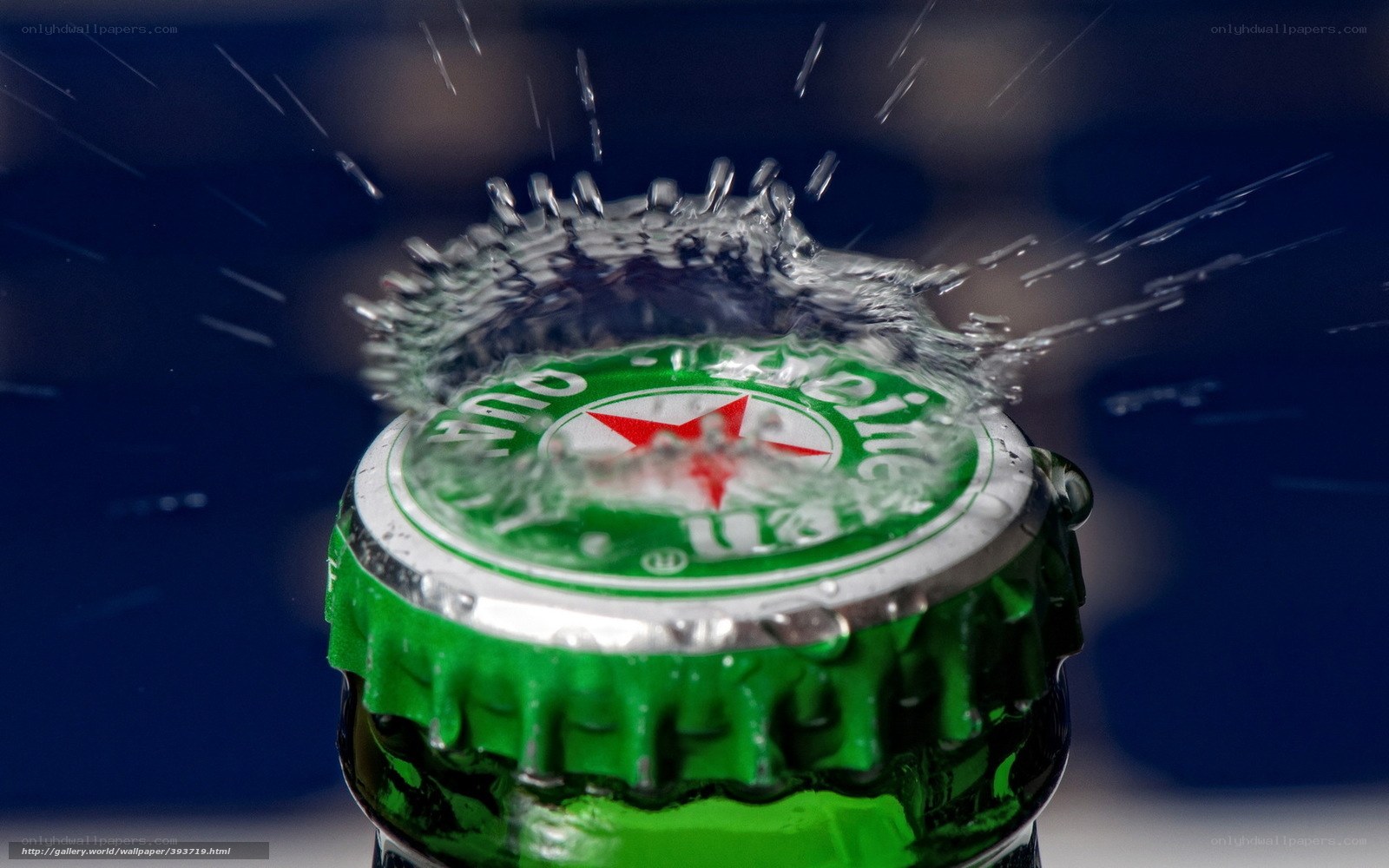 Heineken bottle cap splash