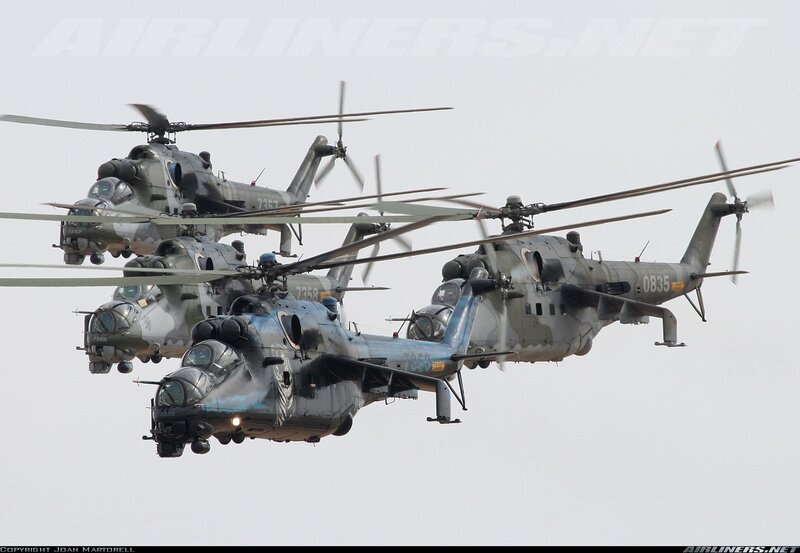 Helicopter formation in flight