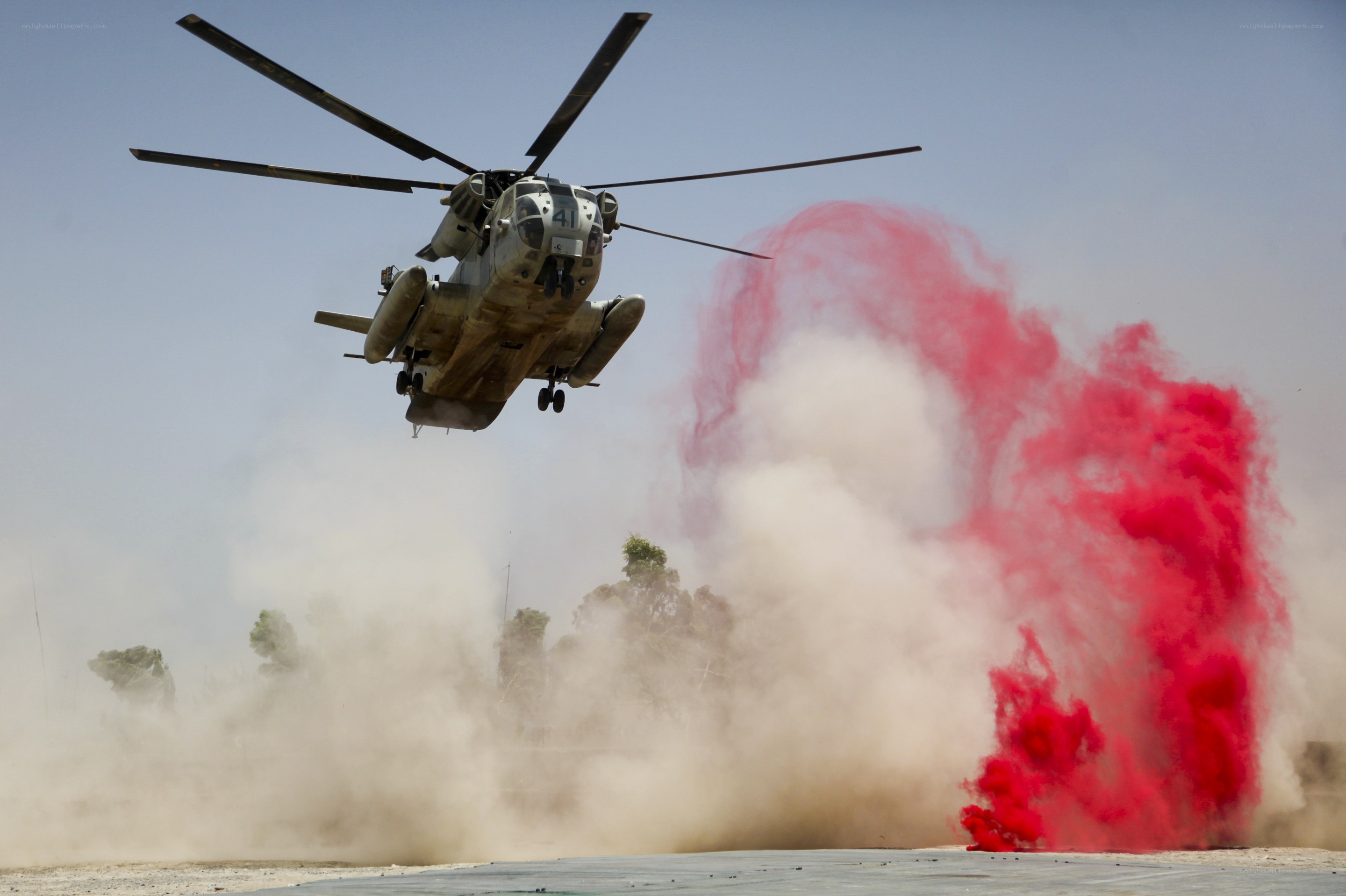 Helicopter landing with smoke