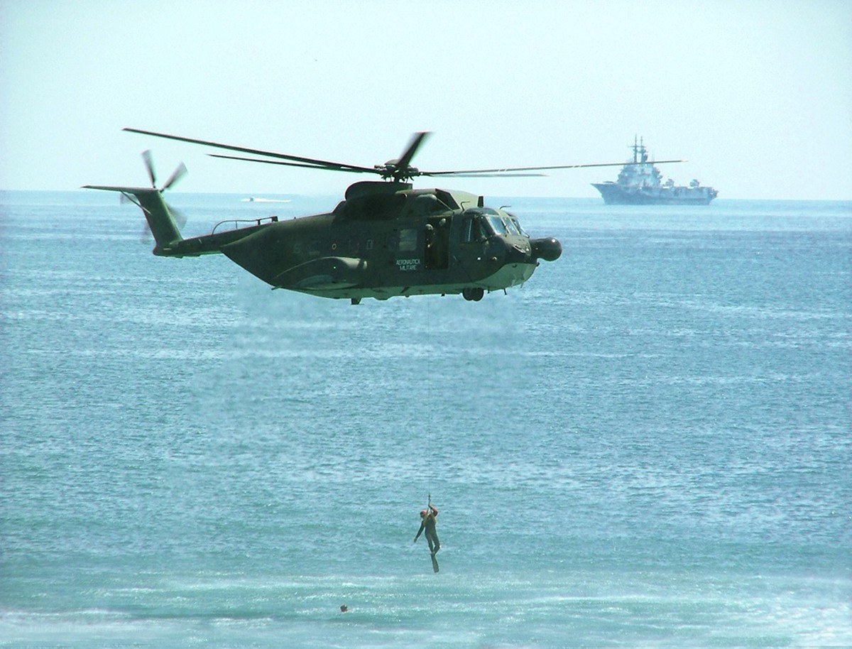 Helicopter rescue at sea