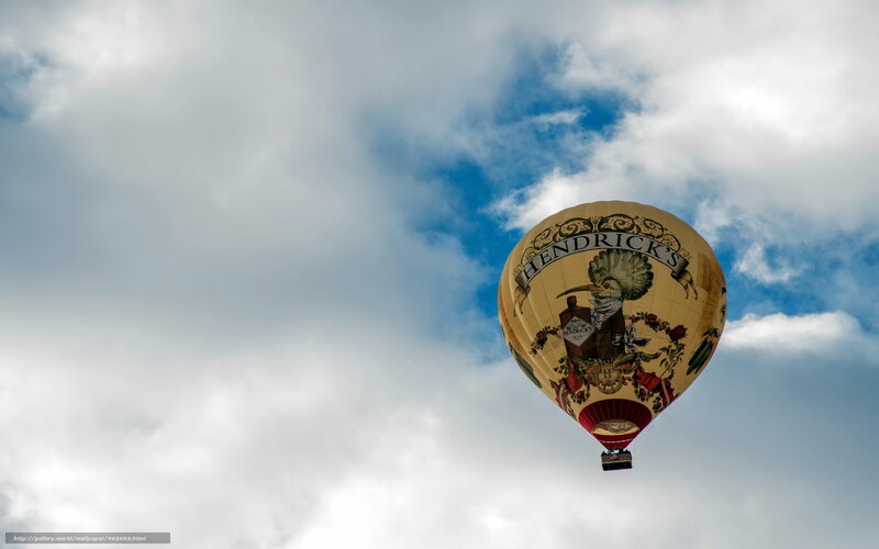 Hendrick's hot air balloon