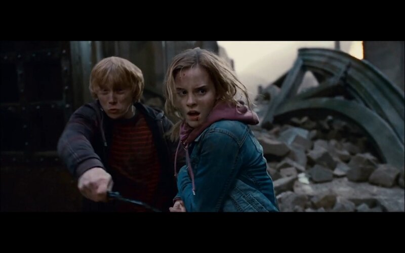 Hermione and Ron in a battle