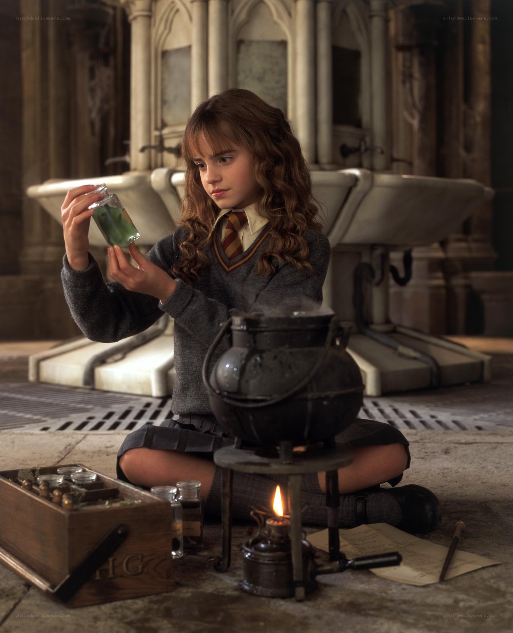Hermione studying potions