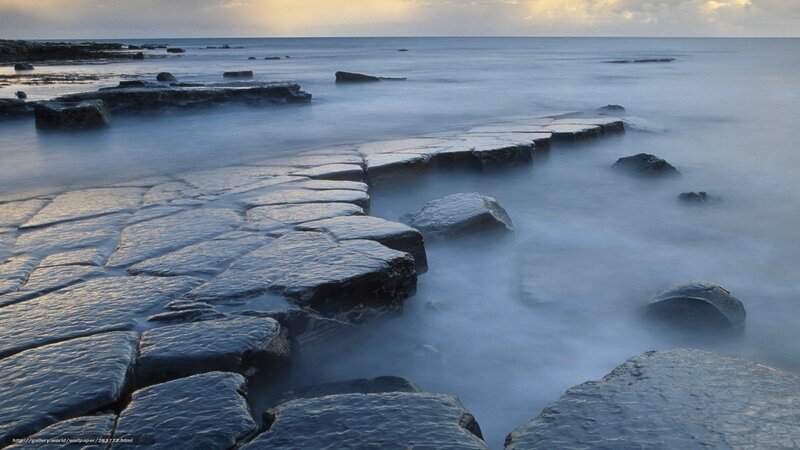Hexagonal Basalt Columns — Blue, Serene