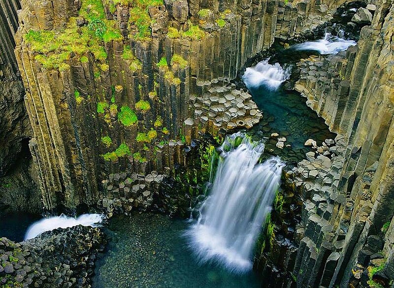 Hexagonal Basalt Columns