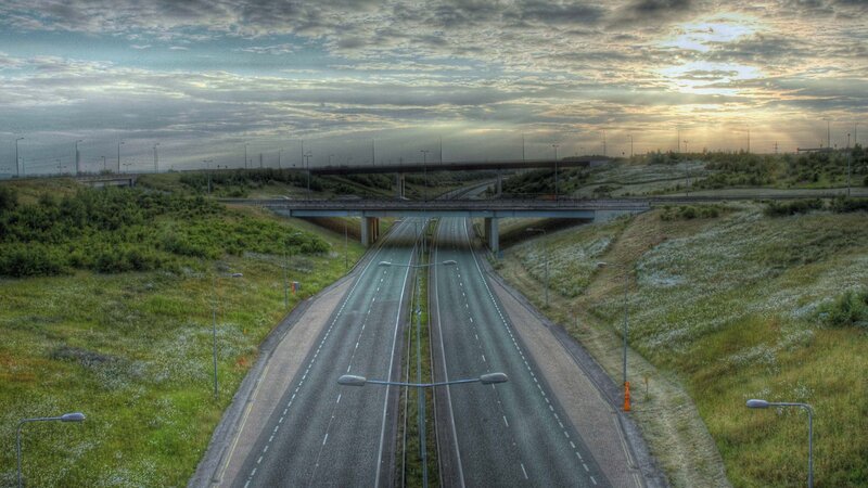 Highway with Overpasses — Green