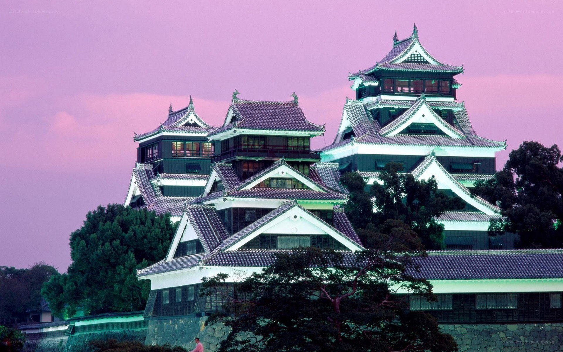 Himeji Castle at dusk