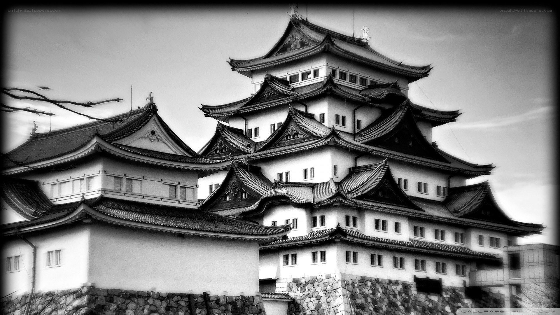 Hiroshima Castle in black and white
