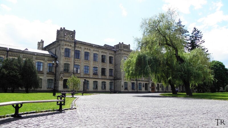 Historic building with cobblestone courtyard