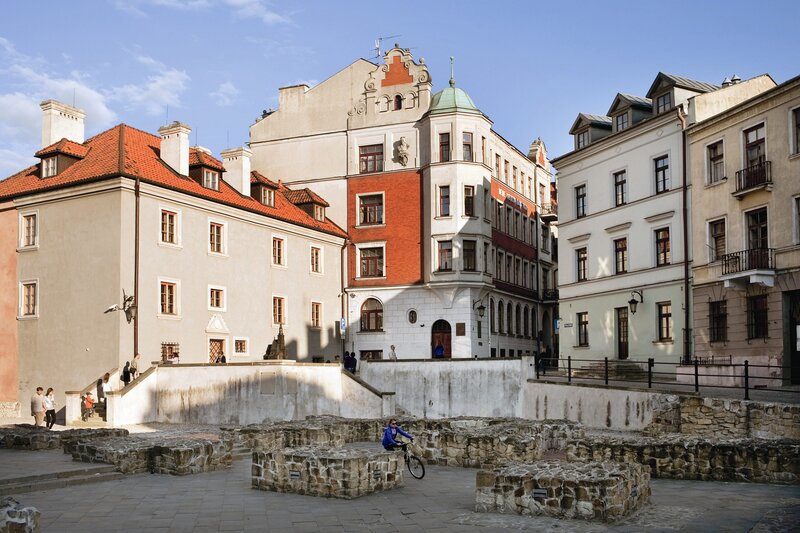Historic buildings in Warsaw