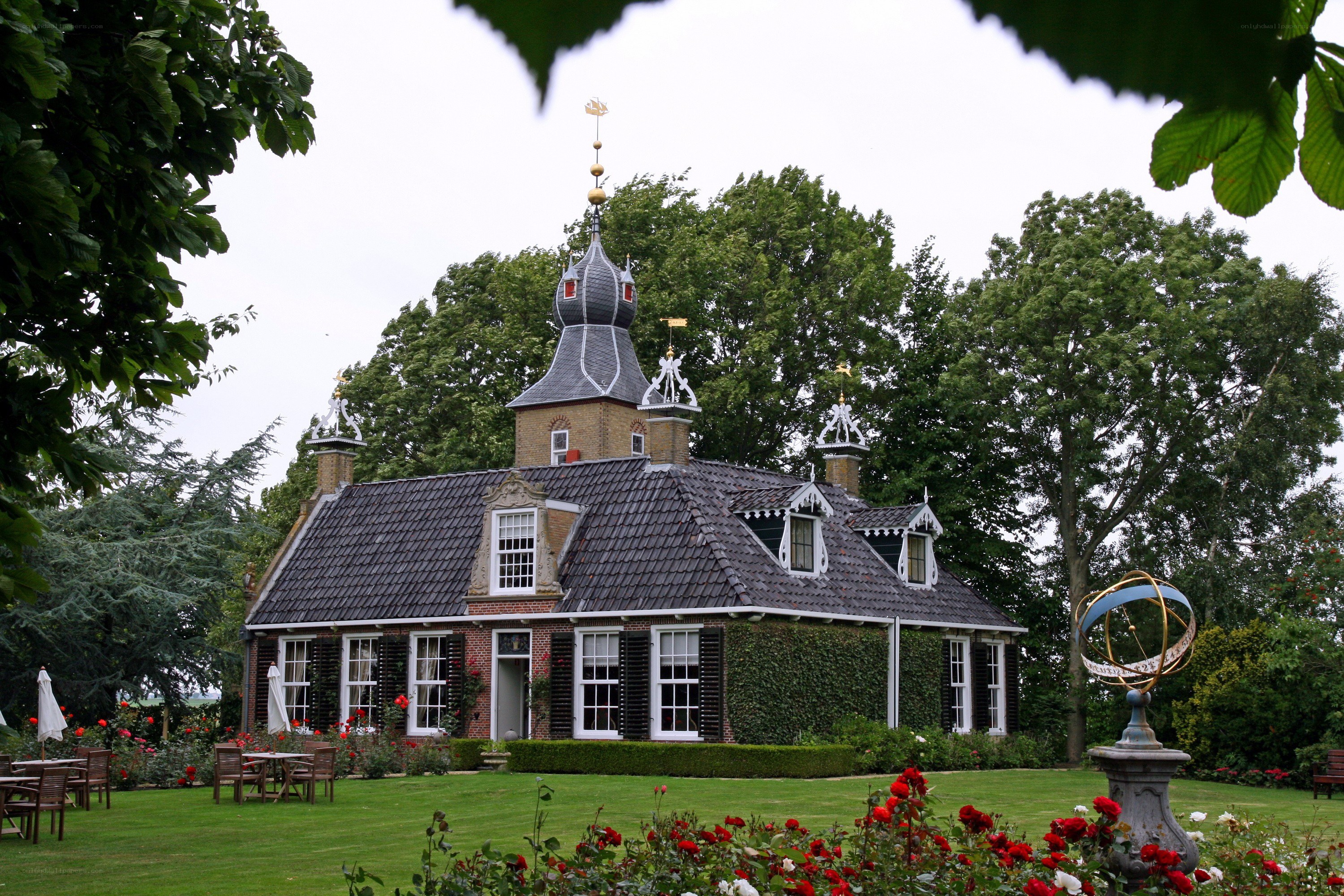 Historic Dutch house with garden