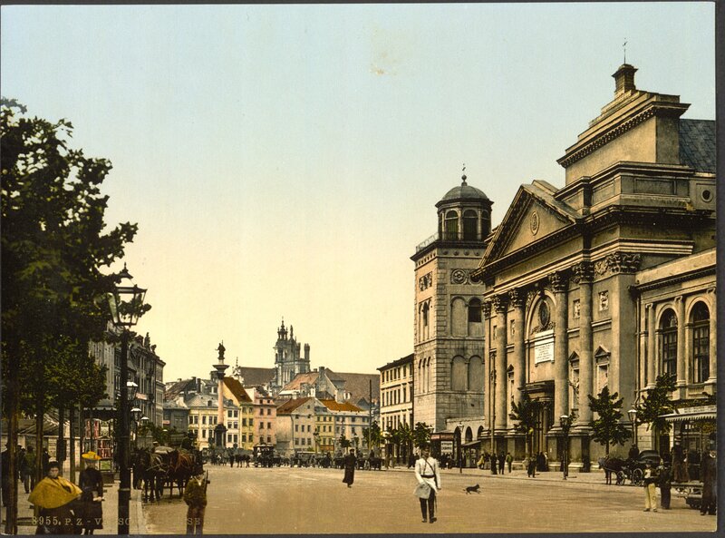 Historic street scene in Warsaw