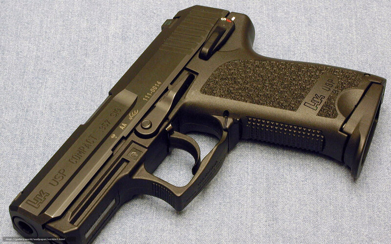 HK USP Compact pistol