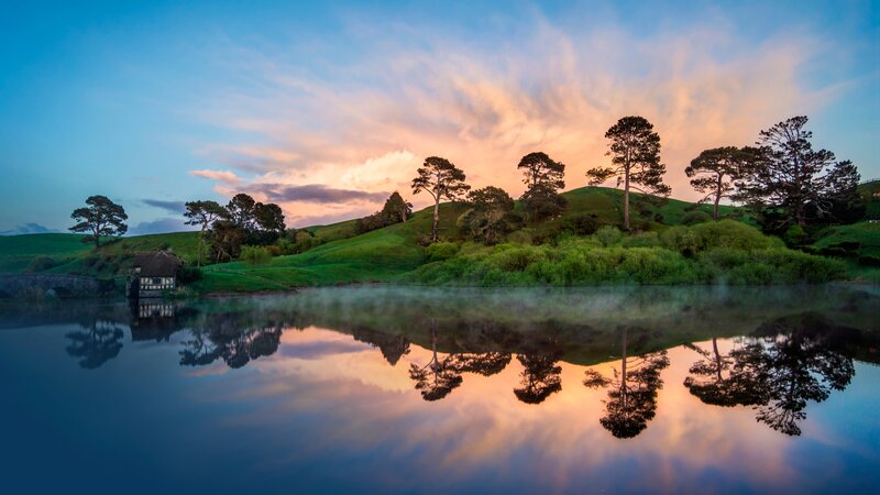 Hobbit House by Lake