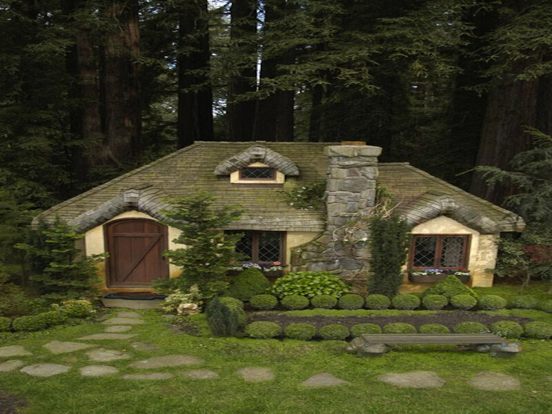 Hobbit-style Cottage