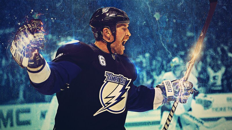 hockey player celebrating goal