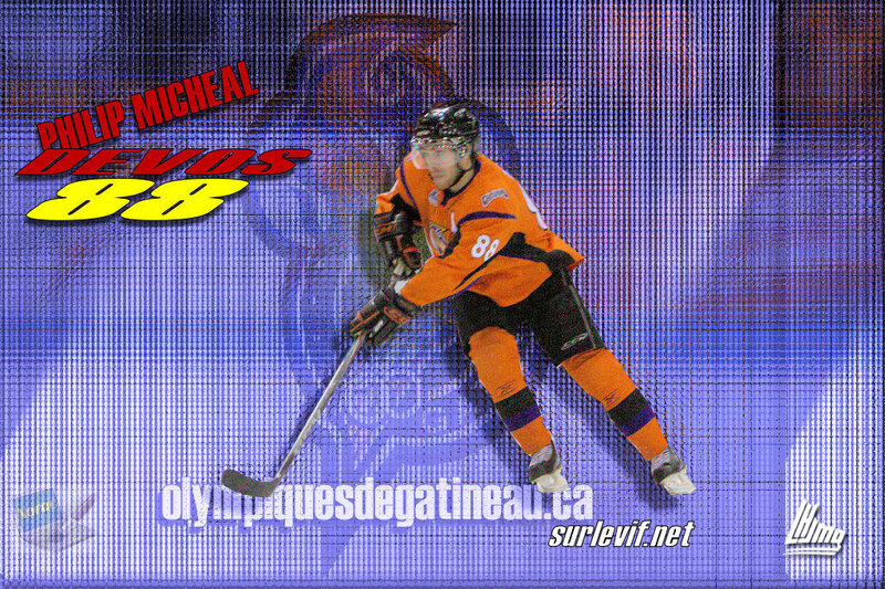 Hockey Player in Orange Uniform — Purple