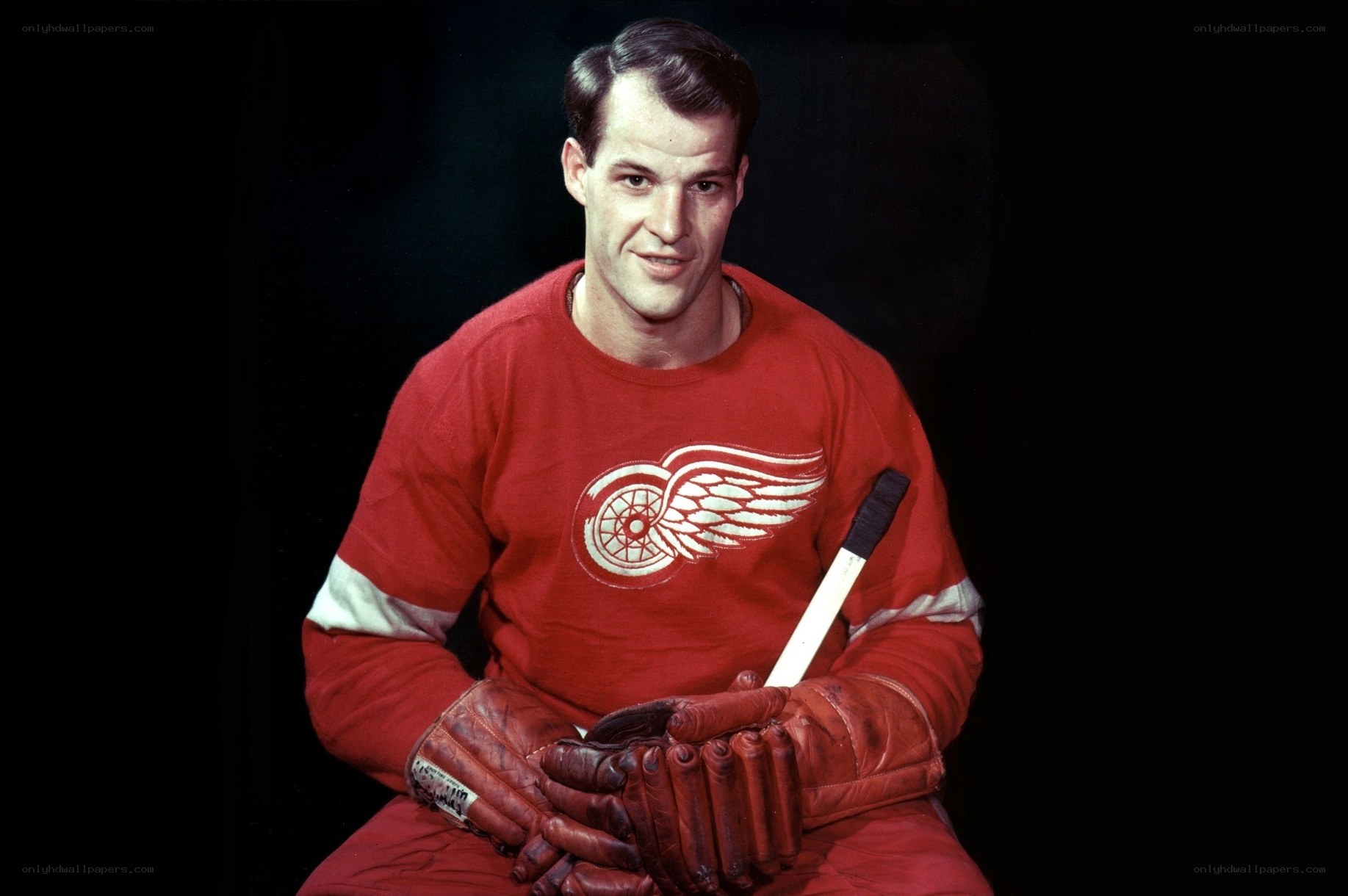 Hockey player in red uniform