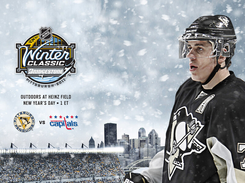 Hockey Player in Snow — Black