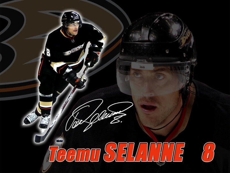 Hockey Player in Uniform — Black