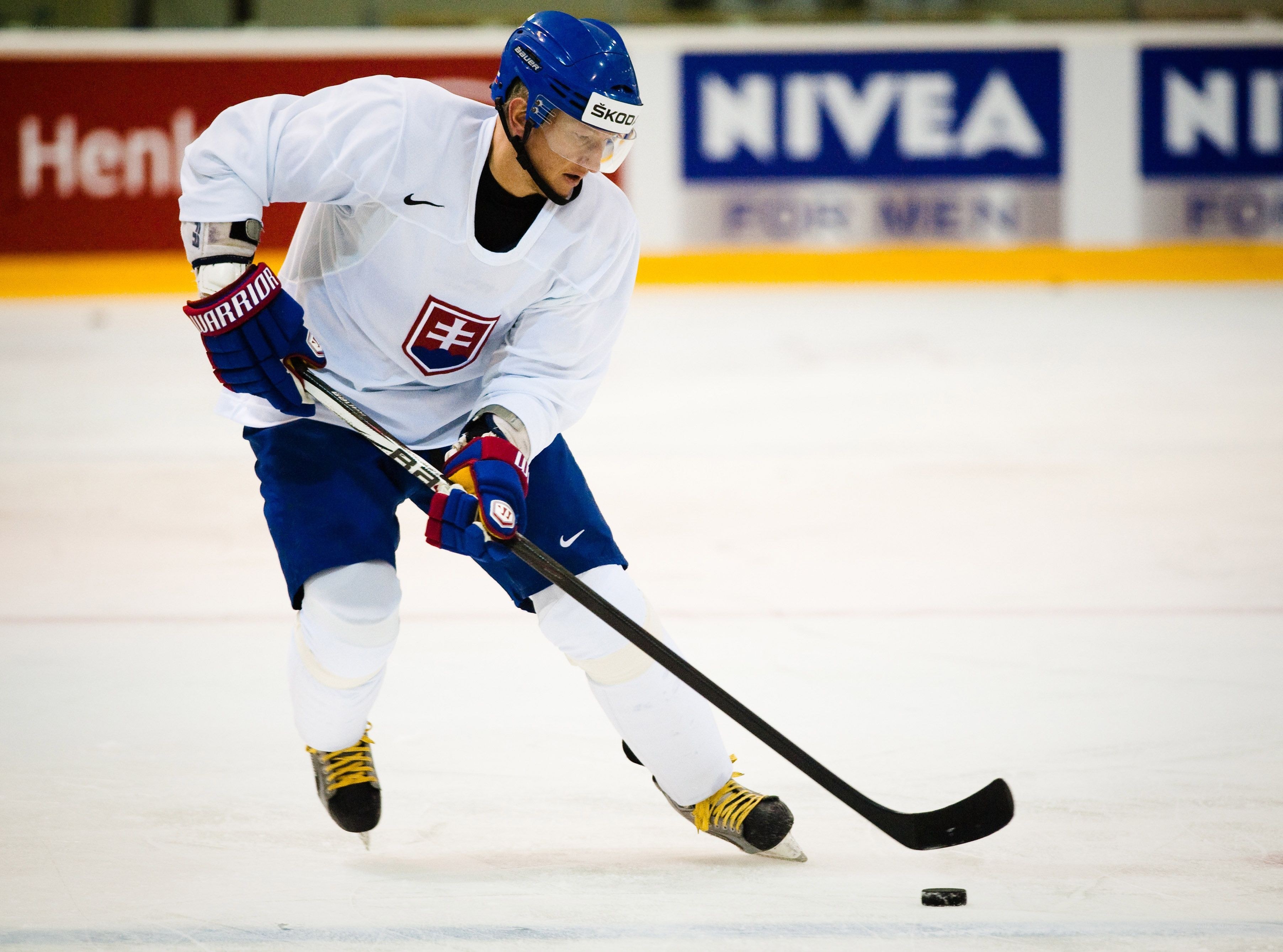 hockey player on ice