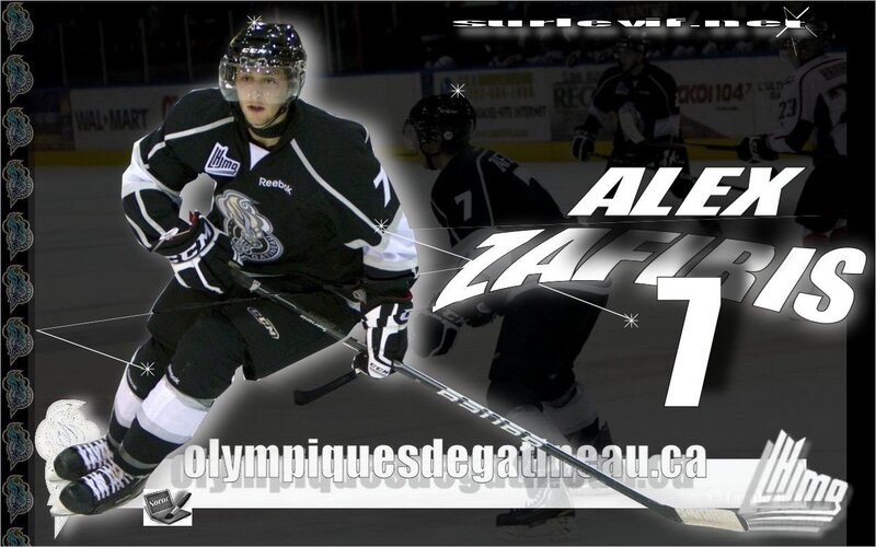 Hockey Player on Ice — Black