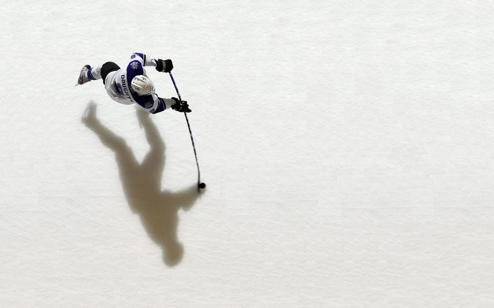 Hockey player on the ice