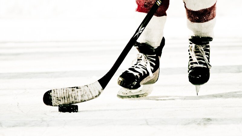 Hockey player on the ice