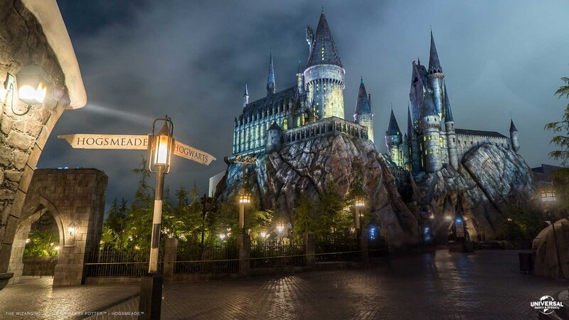 Hogwarts Castle at Night — Gray, Dramatic, 3d Render