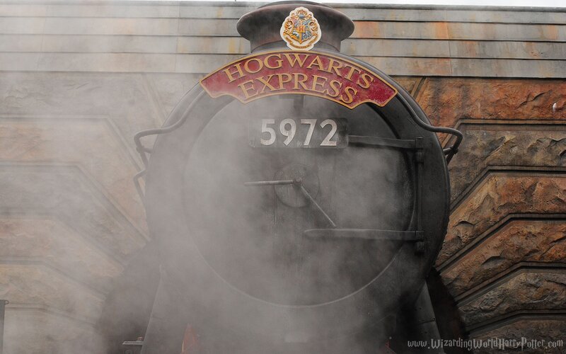 Hogwarts Express Train — Black