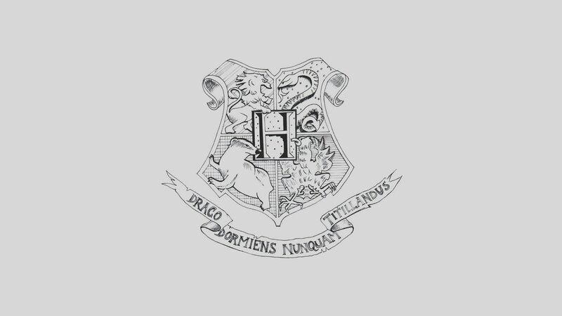 Hogwarts School crest