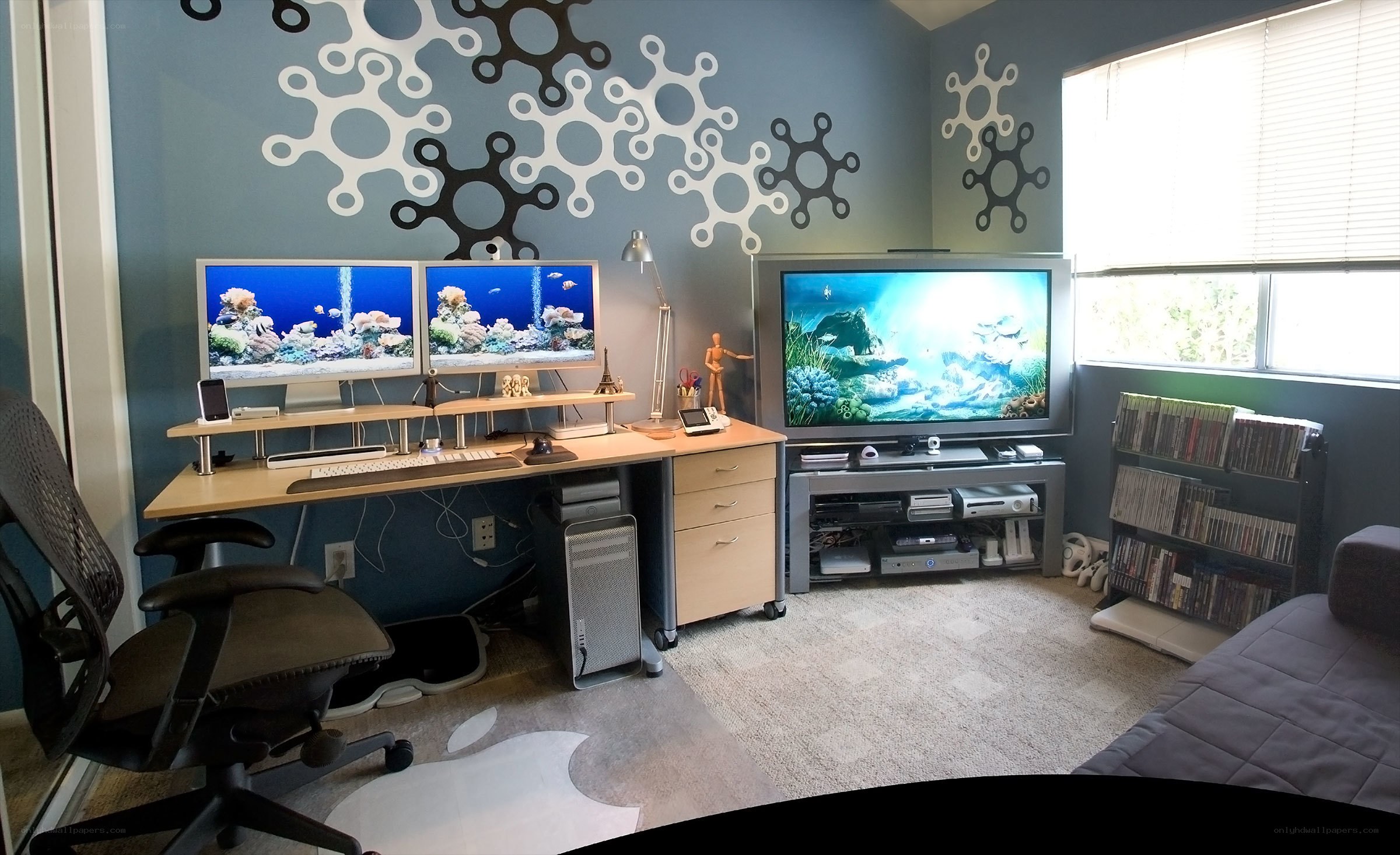home office with aquarium theme