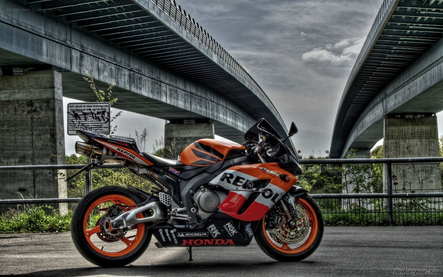 Honda CBR1000RR under a bridge