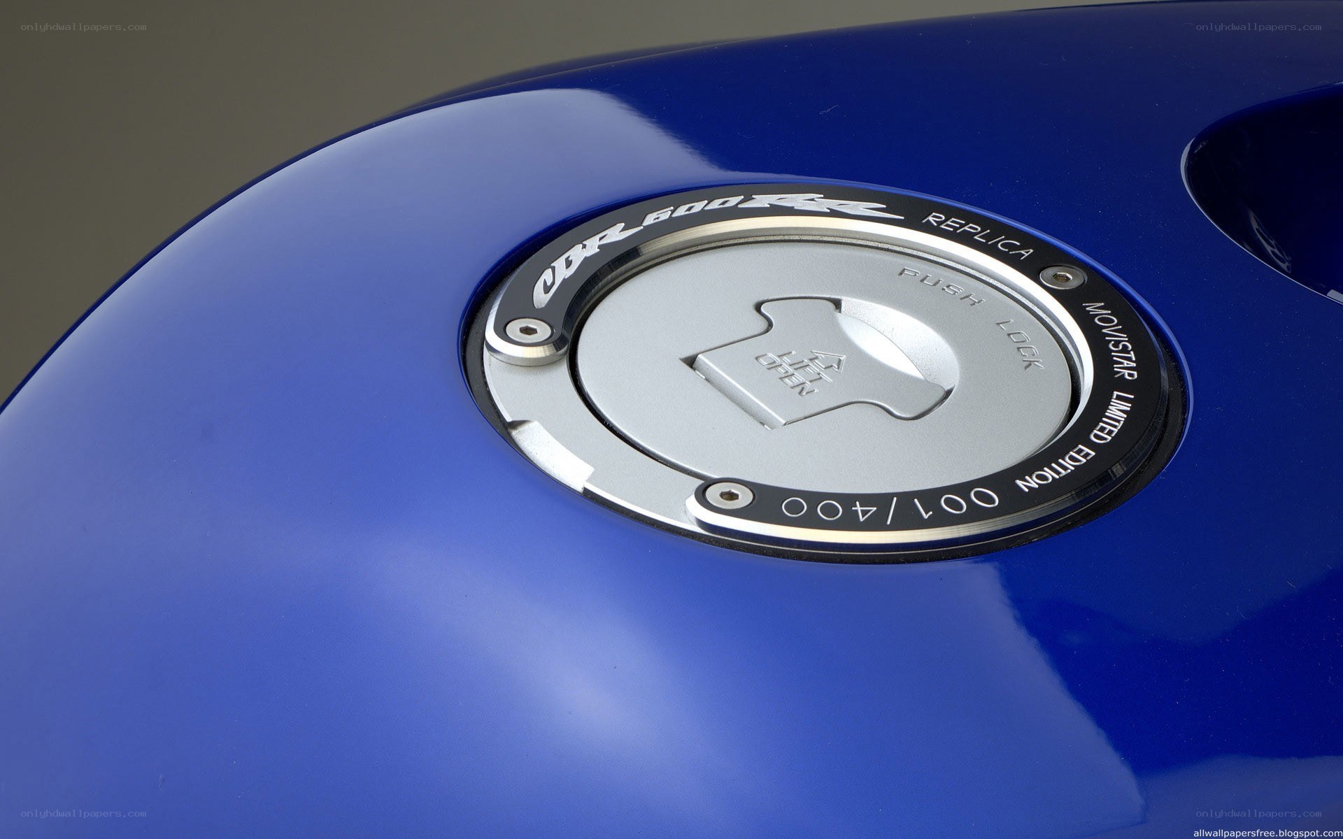 Honda CBR600RR fuel cap
