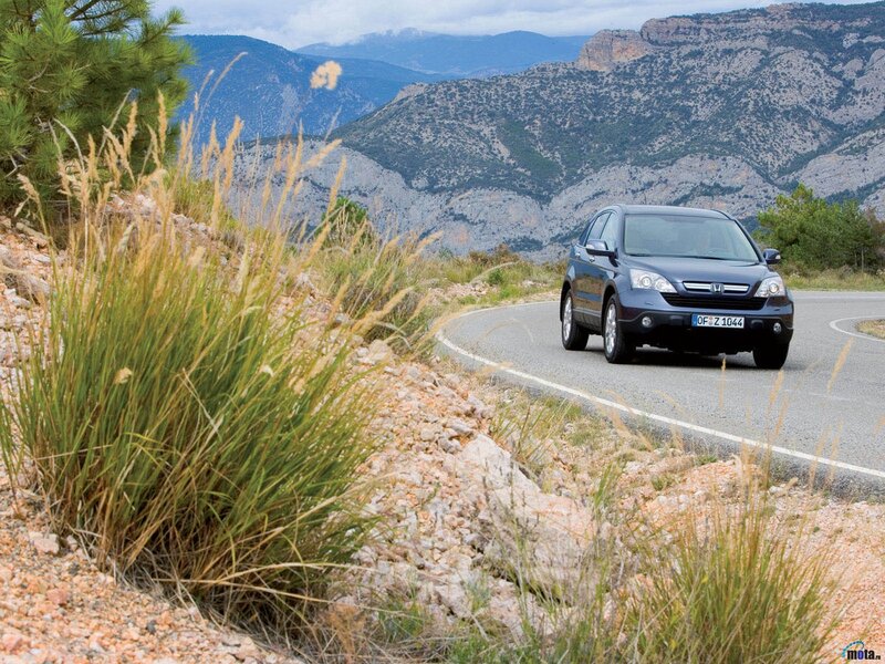 Honda CR-V on mountain road