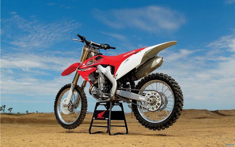 Honda dirt bike in desert