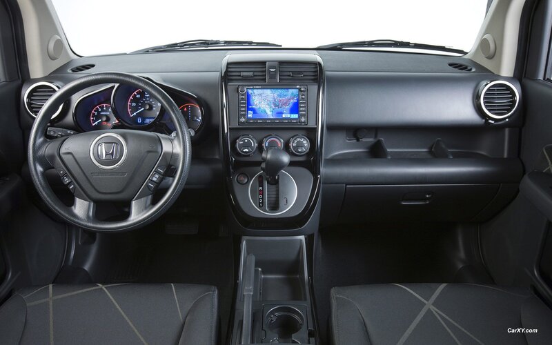 Honda Element interior dashboard
