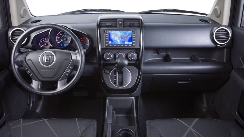 Honda Element interior dashboard