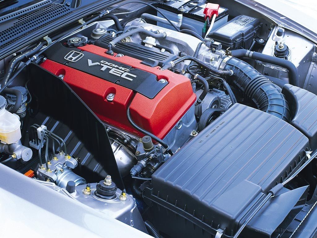 Honda VTEC engine bay