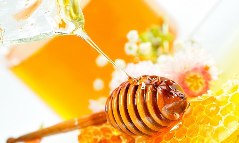 Honey Being Poured — Yellow, Calm, Photograph, Honeycomb