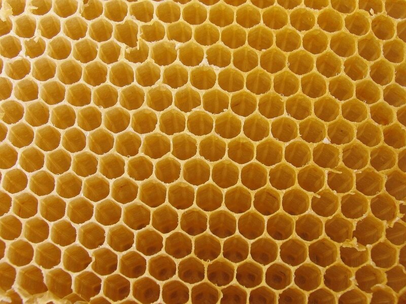 Honeycomb Structure — Yellow, Natural