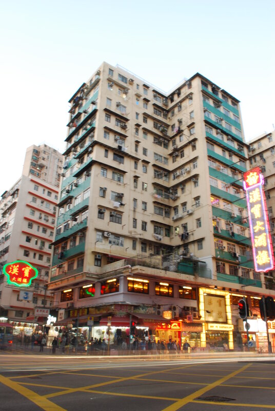 Hong Kong street scene at dusk