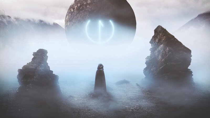 Hooded Figure in Mist — Gray, Mysterious
