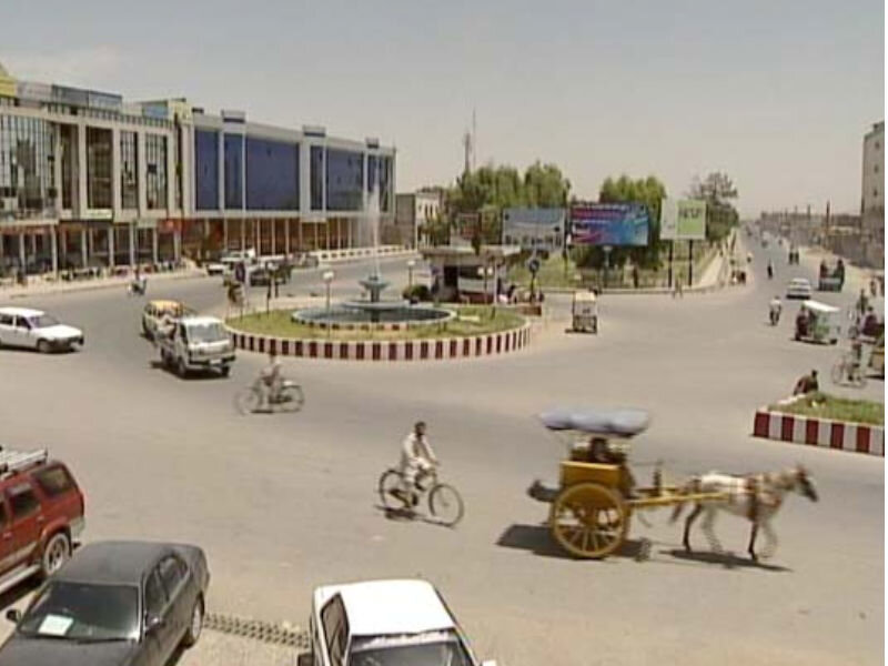 Horse-drawn Cart in Roundabout