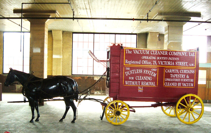 Horse-drawn vacuum cleaner wagon