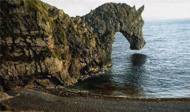 Horse-shaped Rock Formation